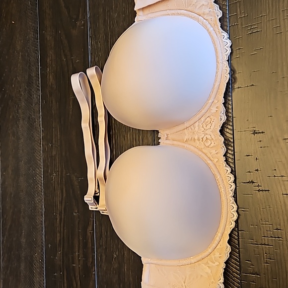 Torrid 48C Strapless bra w/ straps - Picture 2 of 3